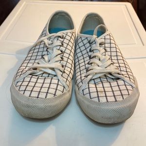 SeaVees Monterey Sneaker Embroidery sz 7.5